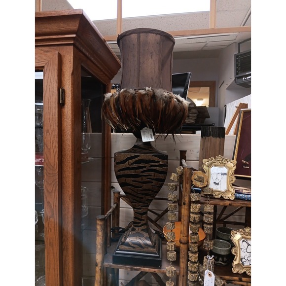 The Unbranded Brand Other - Exotic Animal Lamp 1119